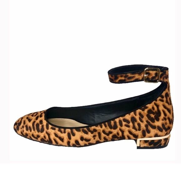 Vince Camuto Attera Size 7.5M Flats Leopard Calf Hair Animal Print Ankle Strap - Picture 1 of 14